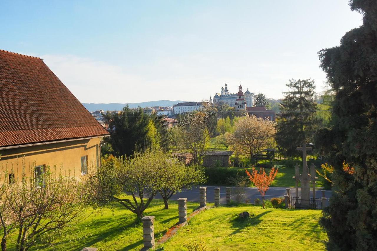 Dum U Krize Villa Broumov Kültér fotó